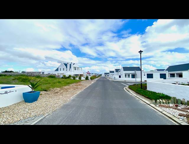 802M² VACANT LAND FOR SALE IN DWARSKERSBOS